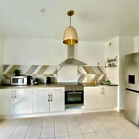 Two-bedroom * Montévrain