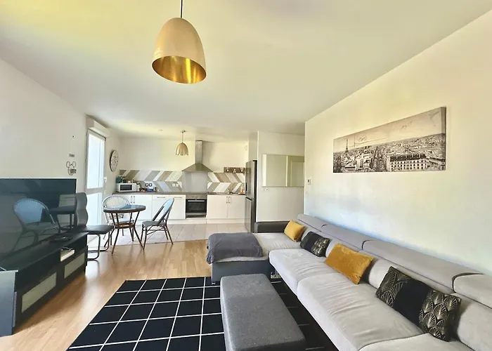 Two-bedroom Lejlighed Montévrain